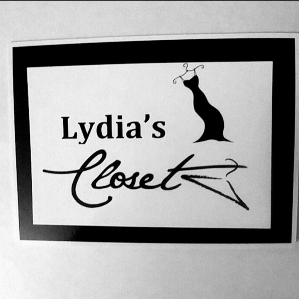 Lydia's Closet😎